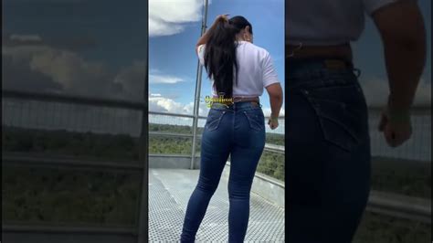 latina fart